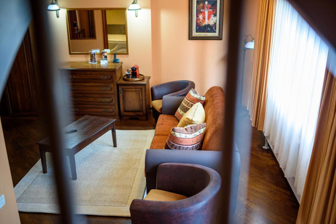 Boutique Hotel Casa Emil Poiana Brașov Zewnętrze zdjęcie